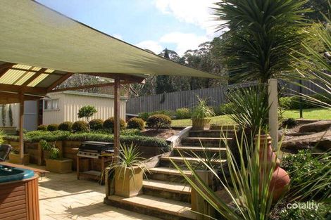 Property photo of 18 Old Farm Place Ourimbah NSW 2258