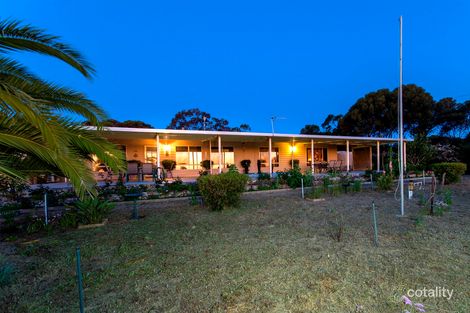 Property photo of 40 Ocean Place Nilgen WA 6044