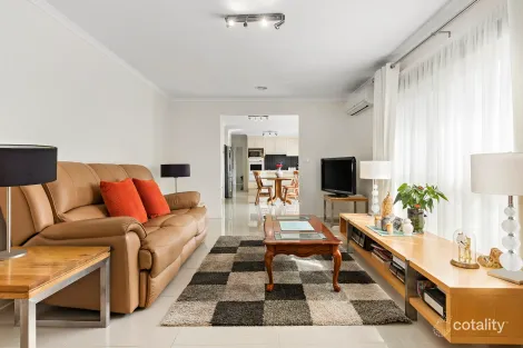 Property photo of 9 Tolmie Way Mount Martha VIC 3934