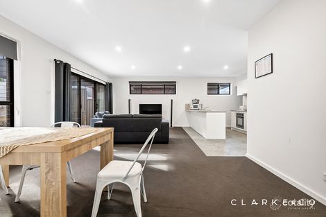 Property photo of 2/83 Churnwood Drive Fletcher NSW 2287