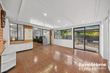Property photo of 25 Mimulus Place Macquarie Fields NSW 2564