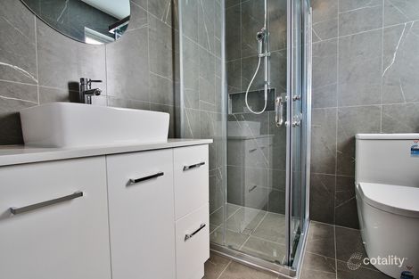 Property photo of 3/847 Logan Road Holland Park West QLD 4121