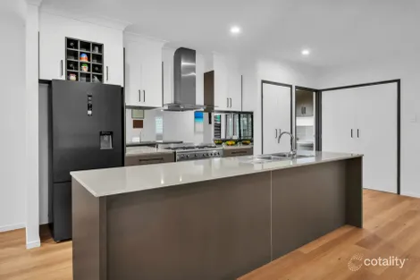 Property photo of 7 Bainbridge Circuit Sippy Downs QLD 4556