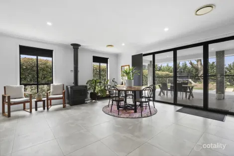 Property photo of 7 Little Close Run-O-Waters NSW 2580