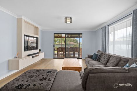 Property photo of 12 Oakdale Close Halls Head WA 6210