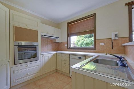 Property photo of 11 William Crescent Yinnar VIC 3869