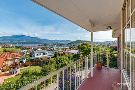 Property photo of 2/3 Excalibur Place Lindisfarne TAS 7015