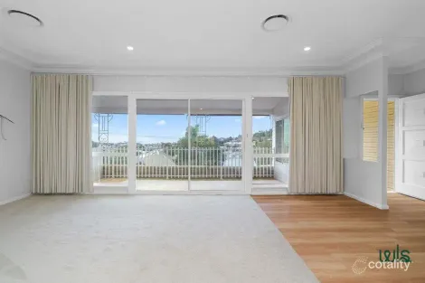 Property photo of 196 Merewether Street Merewether NSW 2291