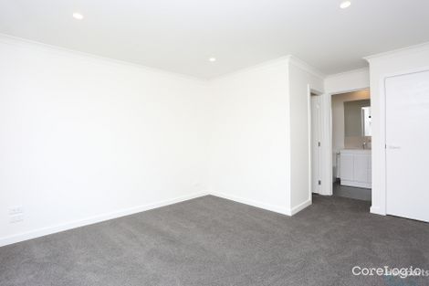 Property photo of 16/10 Crevelli Street Reservoir VIC 3073