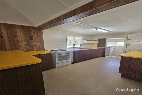 Property photo of 18 Beach Avenue Tannum Sands QLD 4680