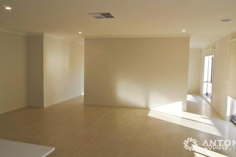 Property photo of 87 Bondi Parade Point Cook VIC 3030