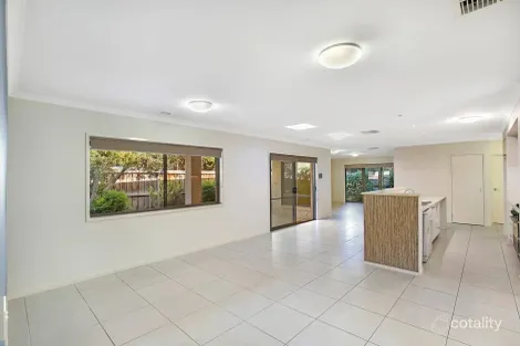 Property photo of 20 Bower Way Doreen VIC 3754