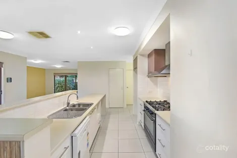 Property photo of 20 Bower Way Doreen VIC 3754