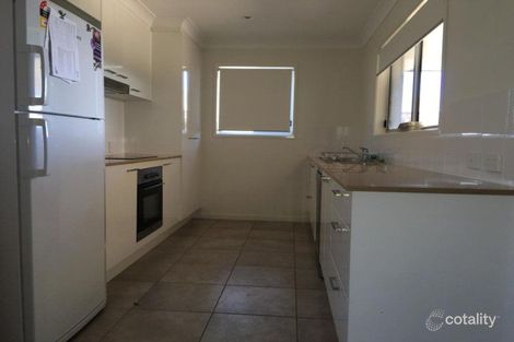 Property photo of 2/21 Barnsley Street Chinchilla QLD 4413