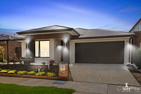Property photo of 10 Oberon Street Point Cook VIC 3030