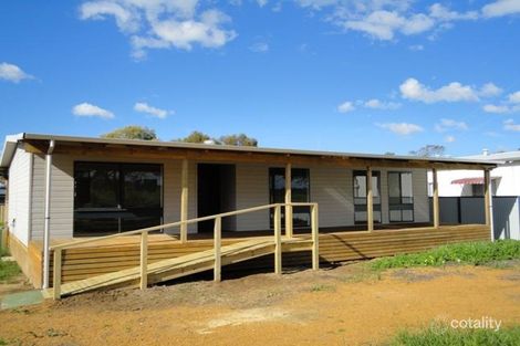 80 Hunt Rd, Beverley, WA 6304