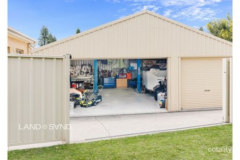 Property photo of 41 Lord Howe Avenue Shell Cove NSW 2529