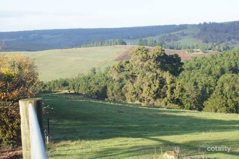 Property photo of 6 Maple View Kangaroo Gully WA 6255
