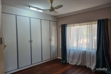 Property photo of 21 Buzza Street St James WA 6102