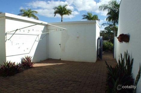 Property photo of 2B/10 Spinnaker Drive Sandstone Point QLD 4511