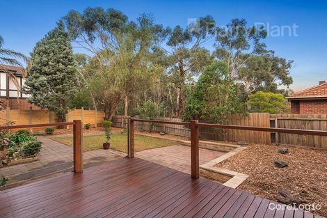 Property photo of 10 Woodview Place Knoxfield VIC 3180