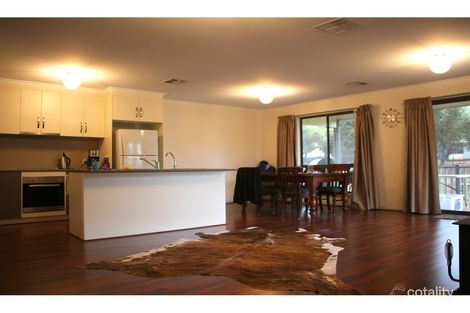 Property photo of 7 Church Crescent Palmer SA 5237