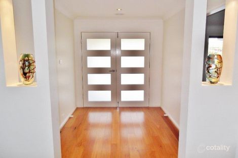 Property photo of 14 Jordan Place Young NSW 2594
