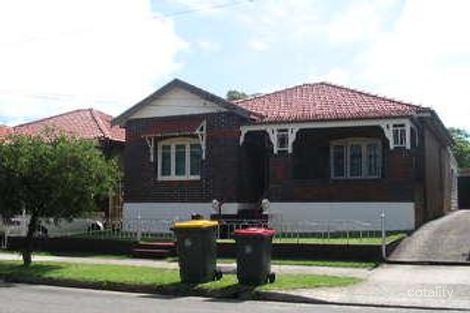 33 Hampden Rd, Lakemba, NSW 2195