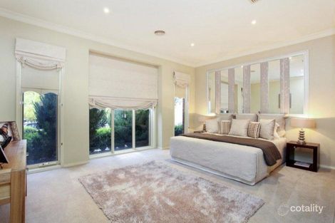 Property photo of 3 Lauricella Place Caroline Springs VIC 3023