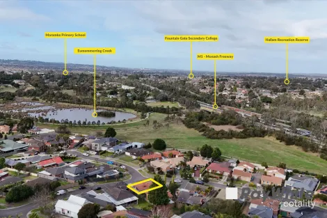 Property photo of 1/34 John Hunter Drive Endeavour Hills VIC 3802