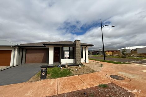 22 Everlasting Bvd, Strathtulloh, VIC 3338