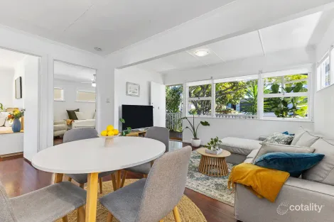 Property photo of 100 Thomas Street Clontarf QLD 4019
