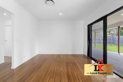 Property photo of 30 Thames Drive Regents Park QLD 4118
