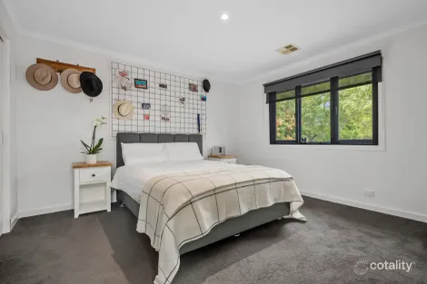 Property photo of 159 Waterfalls Road Mount Macedon VIC 3441