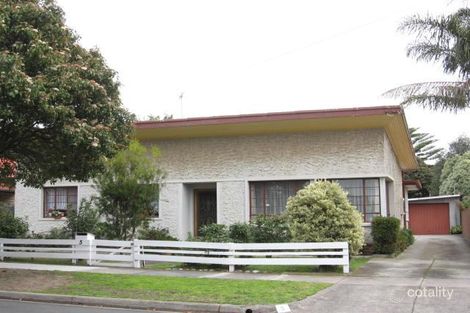 Property photo of 5 Durward Avenue Glen Waverley VIC 3150