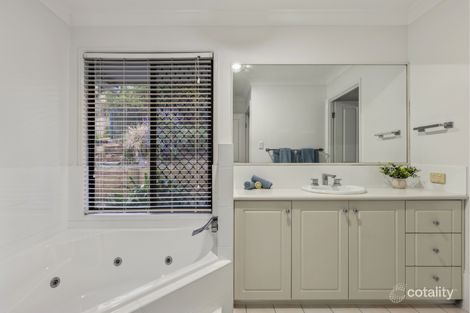 Property photo of 3 Schablon Close Ormeau Hills QLD 4208