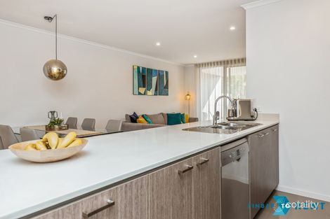 Property photo of 41/2 Tenth Avenue Maylands WA 6051
