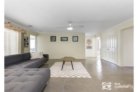 Property photo of 32 Honey Myrtle Way Cranbourne VIC 3977