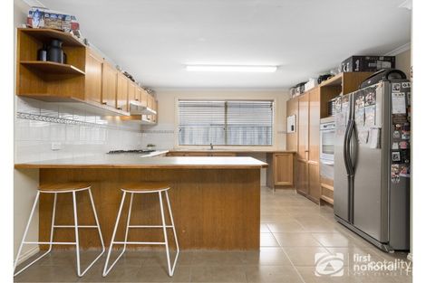 Property photo of 32 Honey Myrtle Way Cranbourne VIC 3977