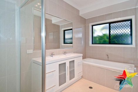 Property photo of 19 Peregrine Crescent Coomera QLD 4209