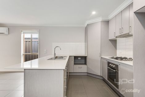 Property photo of 54 Mackellar Drive Roxburgh Park VIC 3064