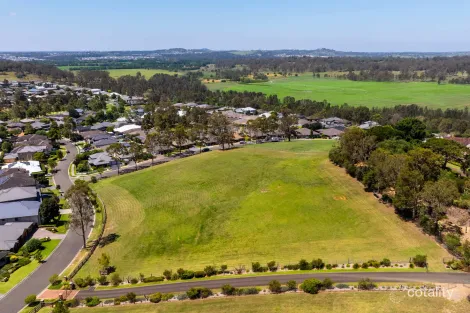 Property photo of 2 Robertson Way Camden Park NSW 2570