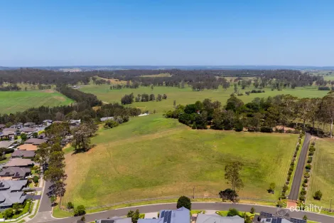 Property photo of 2 Robertson Way Camden Park NSW 2570