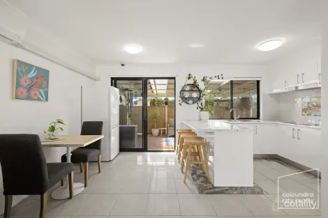 65/96 BEERBURRUM ST, BATTERY HILL, QLD 4551