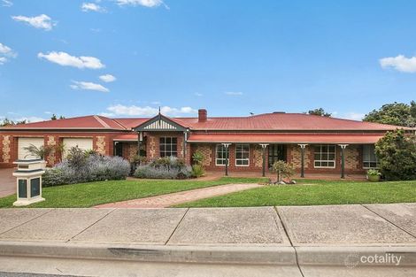 Property photo of 2 Inali Court Hallett Cove SA 5158