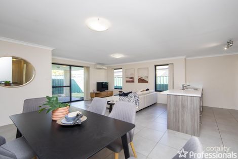 Property photo of 22 Hardey East Road Wattle Grove WA 6107