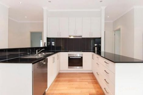 2/340 South Rd, Hampton East, VIC 3188