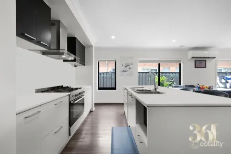 Property photo of 108 Voyager Boulevard Tarneit VIC 3029
