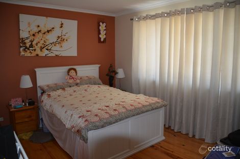 Property photo of 33 Isaac Road Keysborough VIC 3173