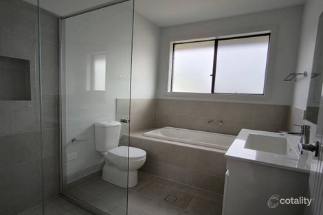 Property photo of 9 Eclipse Street Oran Park NSW 2570